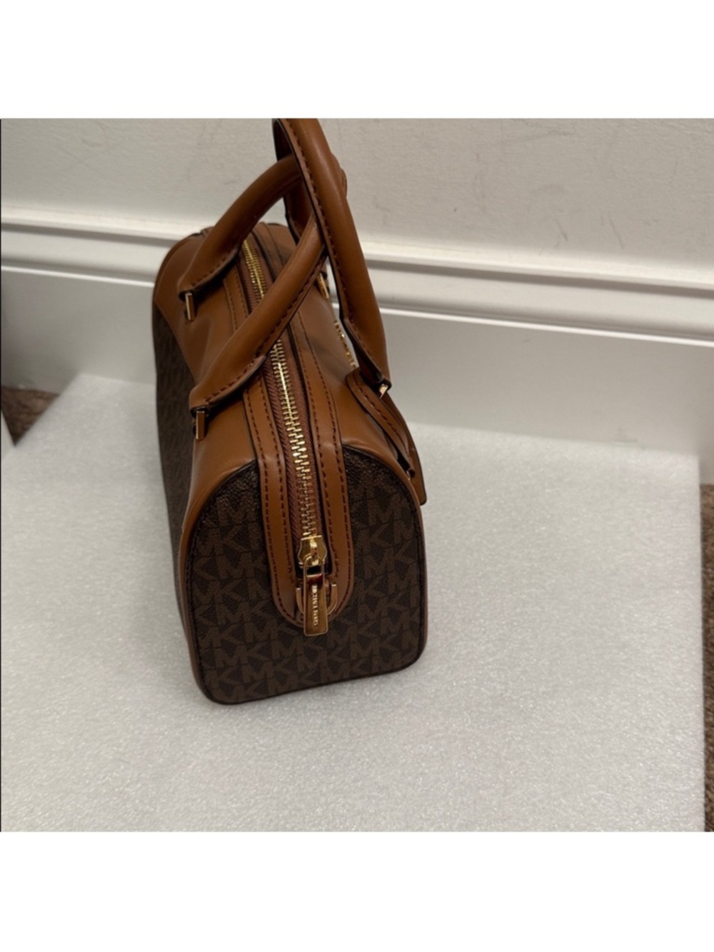 Michael Kors Brown and Tan Logo Dome Satchel with Gold Hardware NWT - Picture 4 of 6